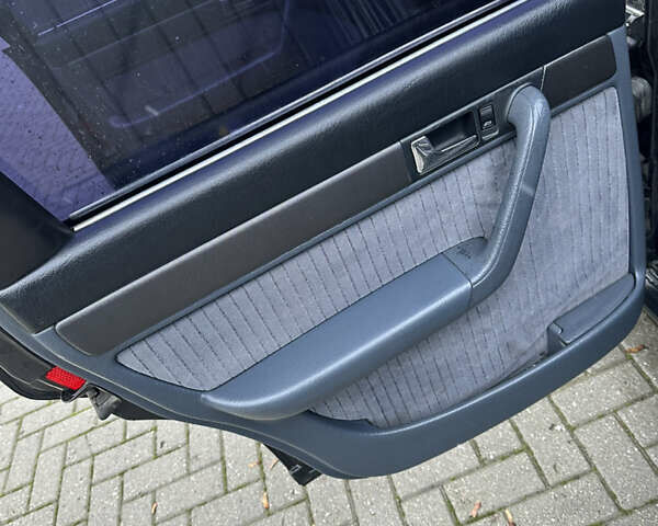 Черный Ауди 100, объемом двигателя 2.6 л и пробегом 333 тыс. км за 3500 $, фото 12 на Automoto.ua