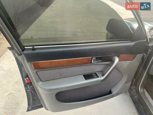 Черный Ауди 100, объемом двигателя 2.8 л и пробегом 470 тыс. км за 2350 $, фото 18 на Automoto.ua