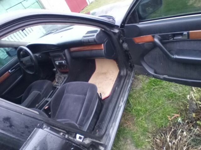 Чорний Ауді 100, об'ємом двигуна 2.3 л та пробігом 300 тис. км за 2000 $, фото 6 на Automoto.ua