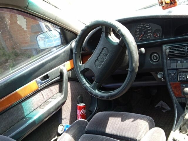 Черный Ауди 100, объемом двигателя 2 л и пробегом 432 тыс. км за 1700 $, фото 5 на Automoto.ua