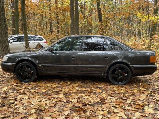 Черный Ауди 100, объемом двигателя 2.8 л и пробегом 496 тыс. км за 2500 $, фото 6 на Automoto.ua