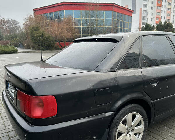 Черный Ауди 100, объемом двигателя 2.6 л и пробегом 333 тыс. км за 3500 $, фото 4 на Automoto.ua