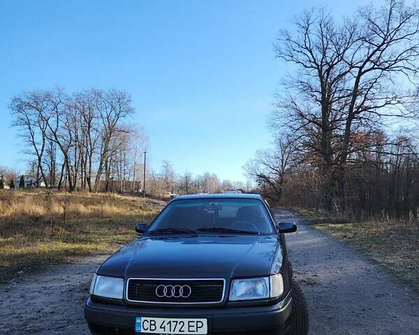 Черный Ауди 100, объемом двигателя 2.8 л и пробегом 500 тыс. км за 3500 $, фото 1 на Automoto.ua
