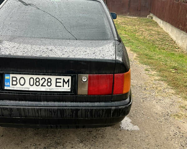 Черный Ауди 100, объемом двигателя 1.98 л и пробегом 500 тыс. км за 1850 $, фото 2 на Automoto.ua