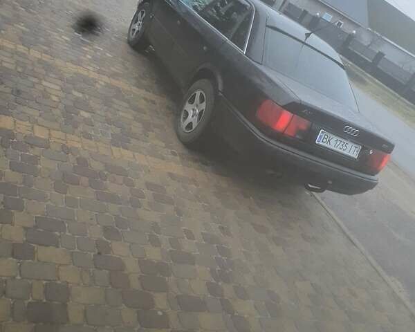 Чорний Ауді 100, об'ємом двигуна 2 л та пробігом 111 тис. км за 2750 $, фото 1 на Automoto.ua