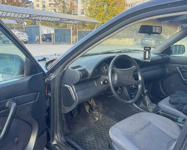 Чорний Ауді 100, об'ємом двигуна 2.3 л та пробігом 615 тис. км за 1350 $, фото 6 на Automoto.ua
