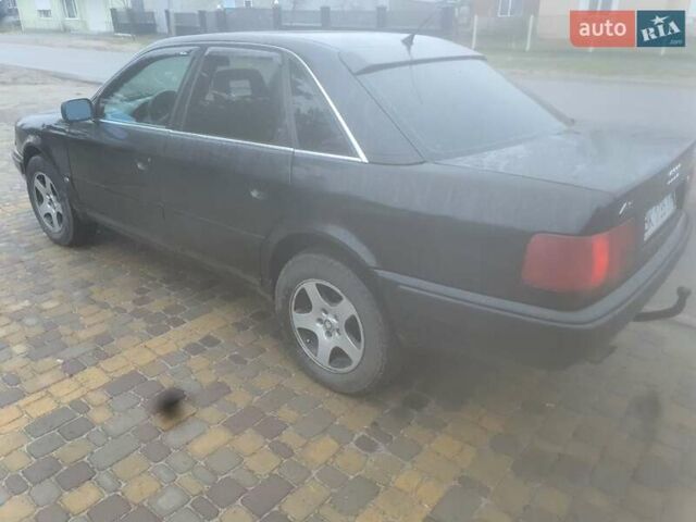 Чорний Ауді 100, об'ємом двигуна 2 л та пробігом 111 тис. км за 2750 $, фото 4 на Automoto.ua