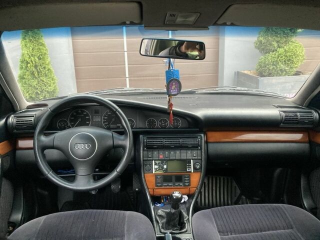 Черный Ауди 100, объемом двигателя 2.8 л и пробегом 604 тыс. км за 4000 $, фото 5 на Automoto.ua
