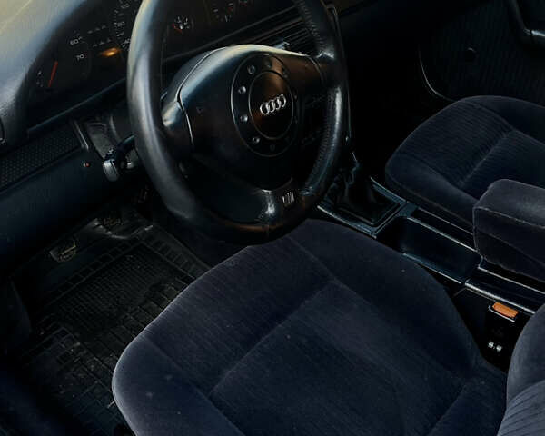 Ауди 100 1992 в Черкассах на Automoto.ua Черный Ауди 100, объемом двигателя 2.6 л и пробегом 286 тыс. км за 3500 $, фото 9 на Automoto.ua