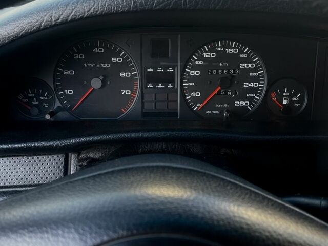 Ауди 100 1992 в Черкассах на Automoto.ua Черный Ауди 100, объемом двигателя 2.6 л и пробегом 286 тыс. км за 3500 $, фото 8 на Automoto.ua