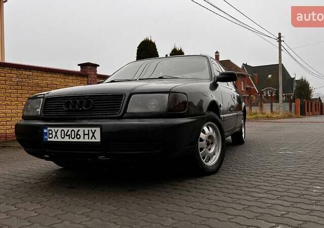 Черный Ауди 100, объемом двигателя 2 л и пробегом 470 тыс. км за 2850 $, фото 1 на Automoto.ua