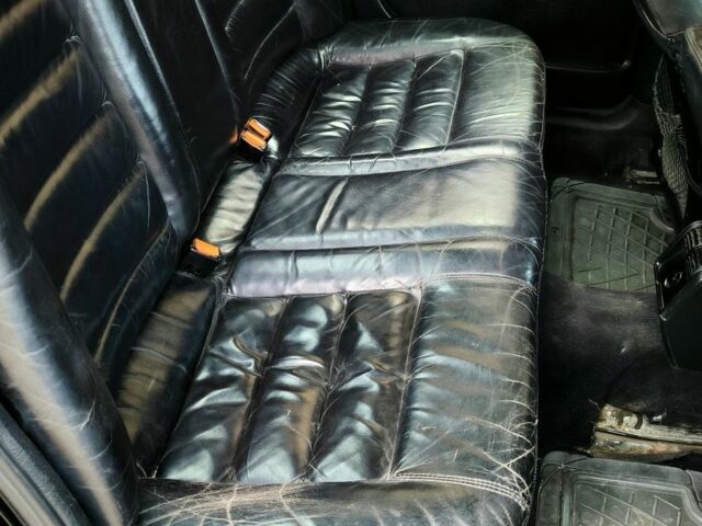 Черный Ауди 100, объемом двигателя 2.8 л и пробегом 354 тыс. км за 120000 $, фото 5 на Automoto.ua