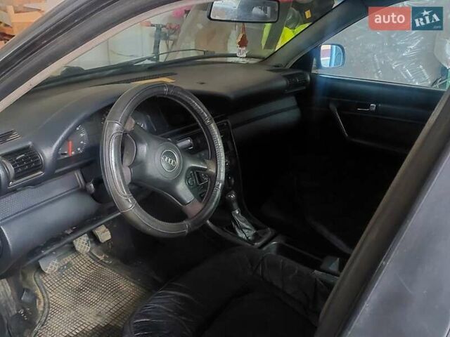 Черный Ауди 100, объемом двигателя 2.37 л и пробегом 400 тыс. км за 1650 $, фото 4 на Automoto.ua