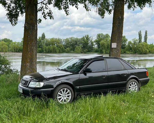 Черный Ауди 100, объемом двигателя 2.6 л и пробегом 350 тыс. км за 3999 $, фото 6 на Automoto.ua