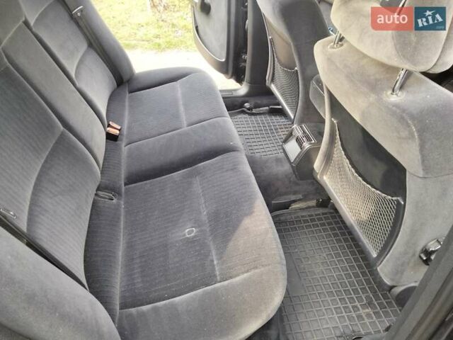 Черный Ауди 100, объемом двигателя 2.8 л и пробегом 378 тыс. км за 3000 $, фото 11 на Automoto.ua