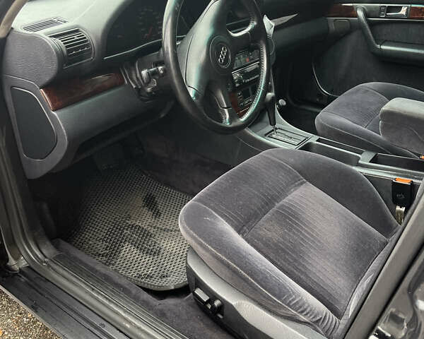 Черный Ауди 100, объемом двигателя 2.46 л и пробегом 332 тыс. км за 3000 $, фото 6 на Automoto.ua