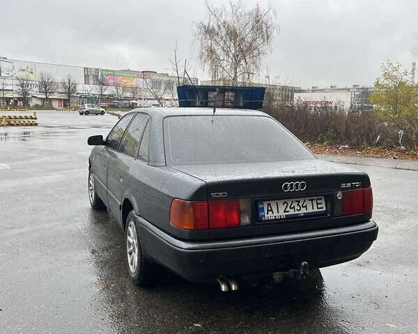 Черный Ауди 100, объемом двигателя 2.46 л и пробегом 332 тыс. км за 3000 $, фото 1 на Automoto.ua