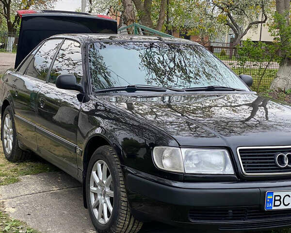 Черный Ауди 100, объемом двигателя 2.6 л и пробегом 350 тыс. км за 3999 $, фото 5 на Automoto.ua
