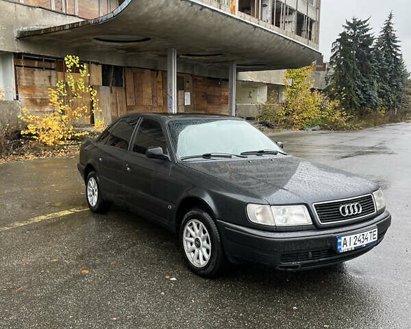 Черный Ауди 100, объемом двигателя 2.5 л и пробегом 338 тыс. км за 4000 $, фото 4 на Automoto.ua