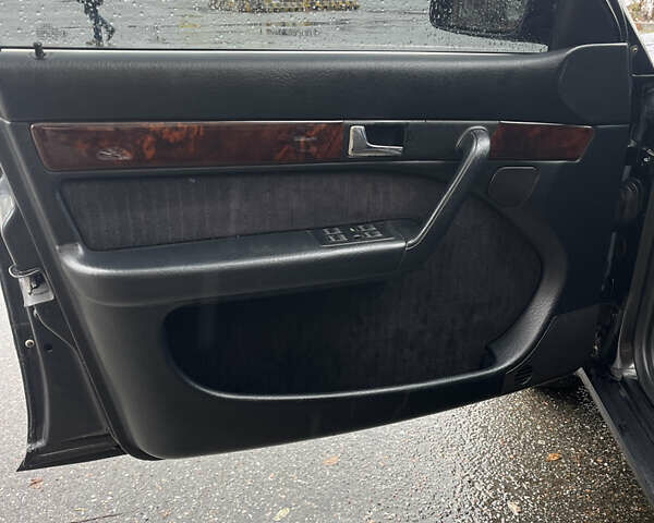 Черный Ауди 100, объемом двигателя 2.5 л и пробегом 338 тыс. км за 4000 $, фото 10 на Automoto.ua