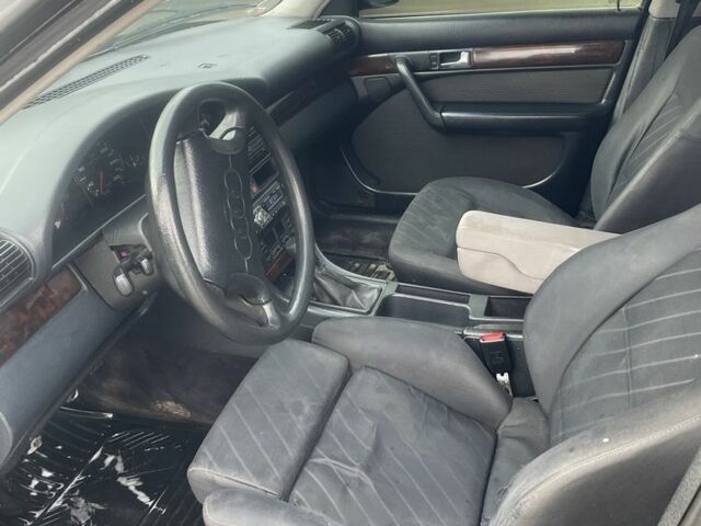 Чорний Ауді 100, об'ємом двигуна 2.8 л та пробігом 249 тис. км за 2650 $, фото 5 на Automoto.ua