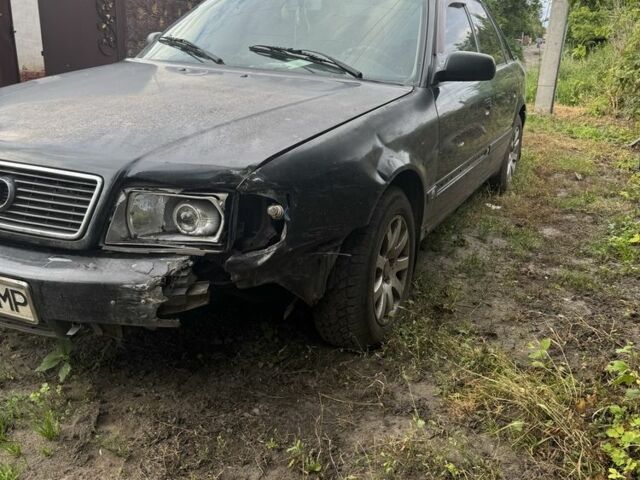 Черный Ауди 100, объемом двигателя 2 л и пробегом 400 тыс. км за 1800 $, фото 2 на Automoto.ua