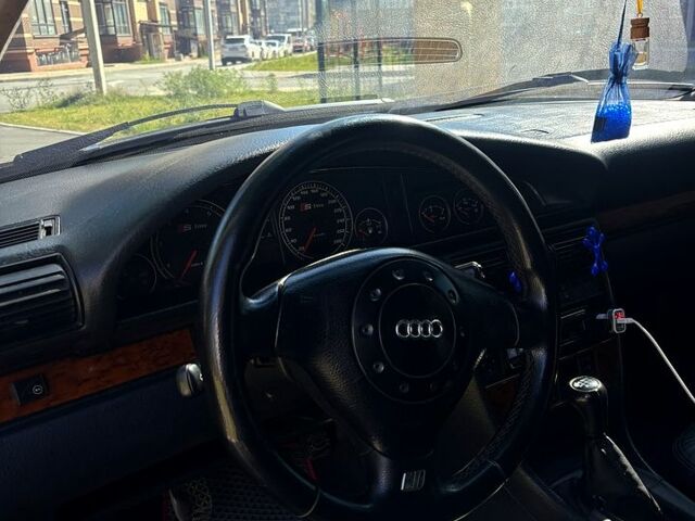 Черный Ауди 100, объемом двигателя 2.6 л и пробегом 321 тыс. км за 2999 $, фото 5 на Automoto.ua