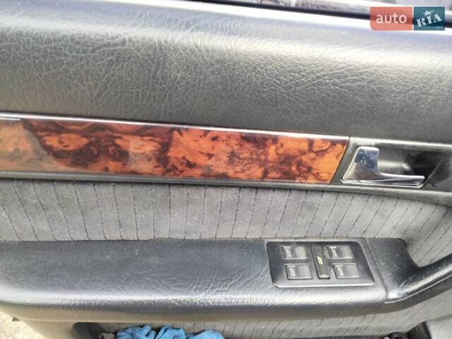 Черный Ауди 100, объемом двигателя 2.8 л и пробегом 378 тыс. км за 3000 $, фото 8 на Automoto.ua