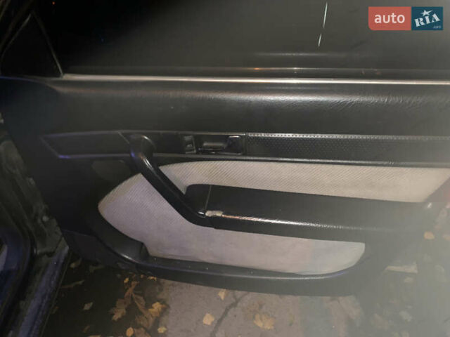 Чорний Ауді 100, об'ємом двигуна 2.77 л та пробігом 400 тис. км за 1350 $, фото 7 на Automoto.ua