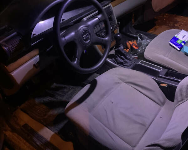 Чорний Ауді 100, об'ємом двигуна 2.77 л та пробігом 400 тис. км за 1350 $, фото 9 на Automoto.ua