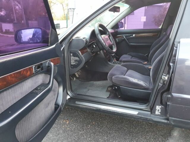 Фиолетовый Ауди 100, объемом двигателя 2.6 л и пробегом 400 тыс. км за 2400 $, фото 7 на Automoto.ua