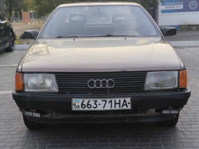 Коричневый Ауди 100, объемом двигателя 0 л и пробегом 77 тыс. км за 668 $, фото 1 на Automoto.ua