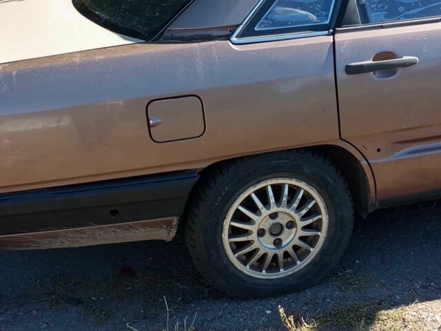 Коричневый Ауди 100, объемом двигателя 2 л и пробегом 300 тыс. км за 1073 $, фото 7 на Automoto.ua