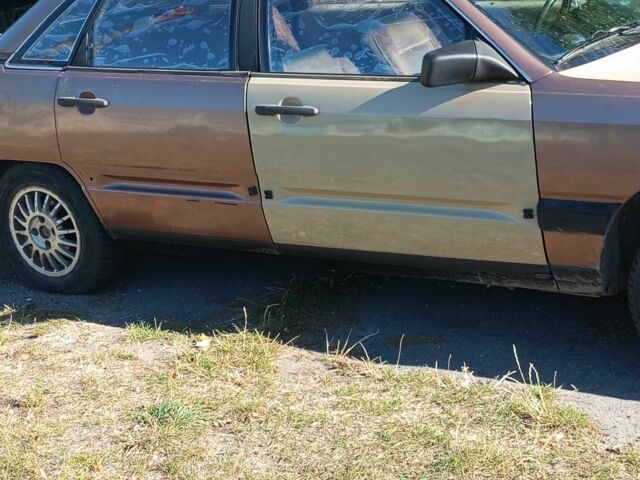 Коричневый Ауди 100, объемом двигателя 2 л и пробегом 300 тыс. км за 1073 $, фото 4 на Automoto.ua