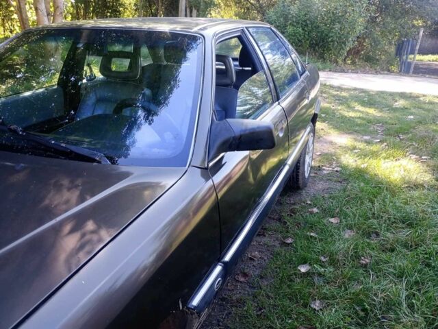 Коричневый Ауди 100, объемом двигателя 2.2 л и пробегом 400 тыс. км за 1200 $, фото 3 на Automoto.ua