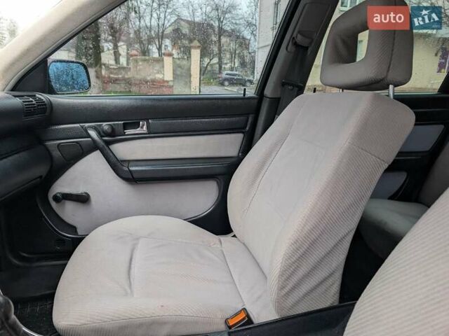 Коричневий Ауді 100, об'ємом двигуна 2 л та пробігом 430 тис. км за 2850 $, фото 18 на Automoto.ua