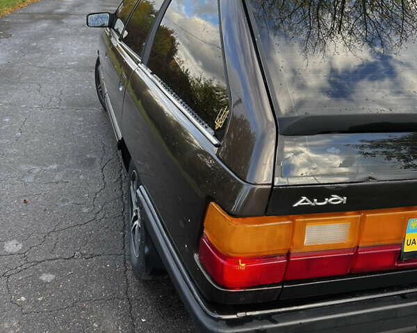 Ауди 100 1985 в Луцке на Automoto.ua Коричневый Ауди 100, объемом двигателя 0 л и пробегом 400 тыс. км за 1500 $, фото 1 на Automoto.ua