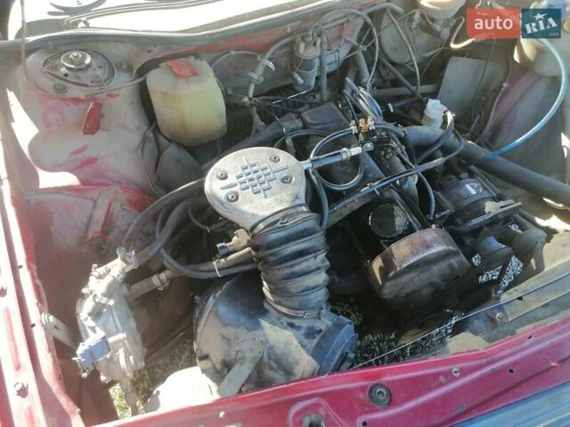 Ауди 100 1983 в Запорожье на Automoto.ua Красный Ауди 100, объемом двигателя 1.78 л и пробегом 327 тыс. км за 1700 $, фото 2 на Automoto.ua