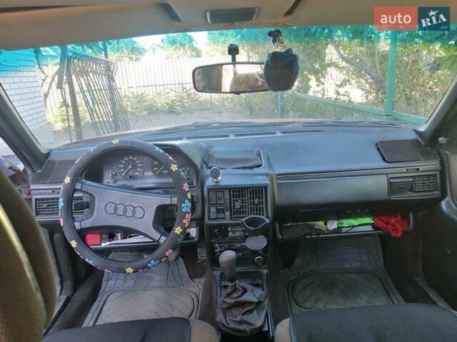 Ауди 100 1983 в Запорожье на Automoto.ua Красный Ауди 100, объемом двигателя 1.78 л и пробегом 327 тыс. км за 1700 $, фото 5 на Automoto.ua