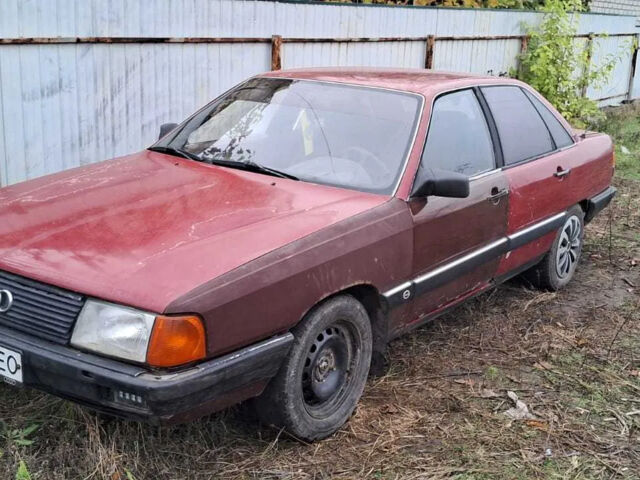 Червоний Ауді 100, об'ємом двигуна 1.8 л та пробігом 300 тис. км за 715 $, фото 2 на Automoto.ua