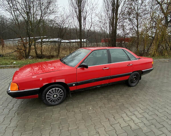 Красный Ауди 100, объемом двигателя 1.8 л и пробегом 185 тыс. км за 899 $, фото 10 на Automoto.ua