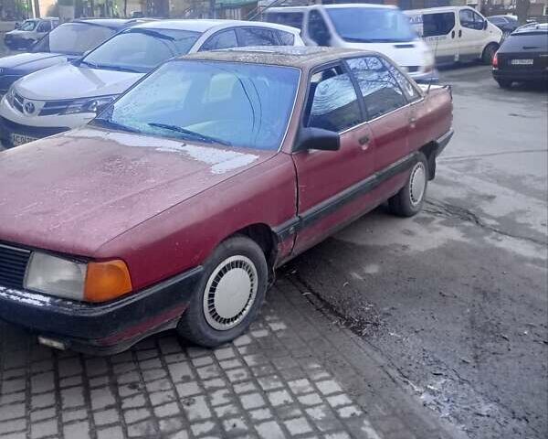 Красный Ауди 100, объемом двигателя 1.8 л и пробегом 600 тыс. км за 1500 $, фото 3 на Automoto.ua