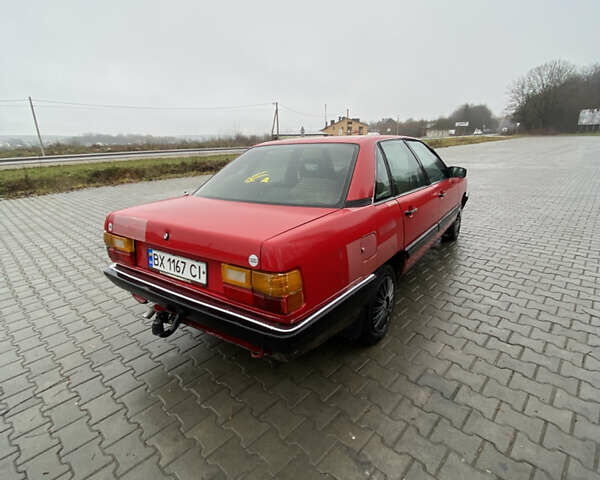 Красный Ауди 100, объемом двигателя 1.8 л и пробегом 185 тыс. км за 899 $, фото 6 на Automoto.ua