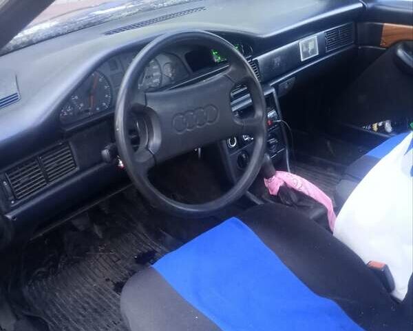 Красный Ауди 100, объемом двигателя 1.8 л и пробегом 600 тыс. км за 1500 $, фото 1 на Automoto.ua