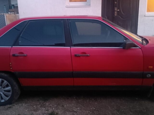 Красный Ауди 100, объемом двигателя 1.8 л и пробегом 350 тыс. км за 1500 $, фото 5 на Automoto.ua