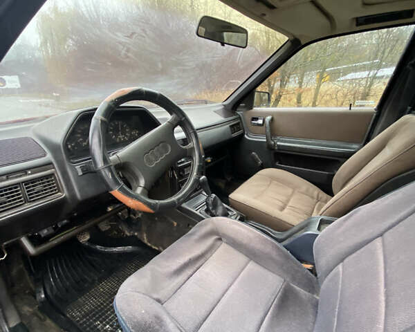 Красный Ауди 100, объемом двигателя 1.8 л и пробегом 185 тыс. км за 899 $, фото 14 на Automoto.ua