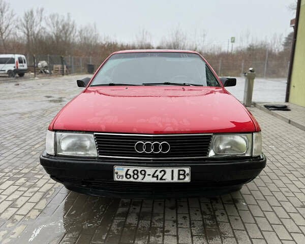 Красный Ауди 100, объемом двигателя 0 л и пробегом 300 тыс. км за 1200 $, фото 1 на Automoto.ua