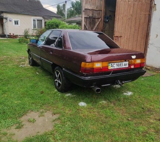 Красный Ауди 100, объемом двигателя 0 л и пробегом 320 тыс. км за 900 $, фото 3 на Automoto.ua