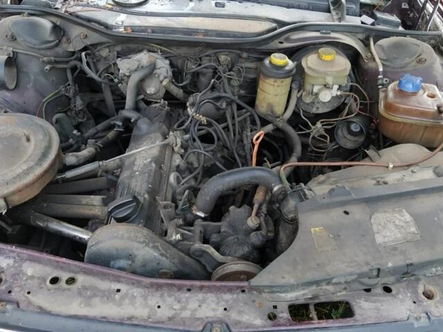 Ауди 100 1990 в Житомире на Automoto.ua Красный Ауди 100, объемом двигателя 2.3 л и пробегом 500 тыс. км за 1500 $, фото 6 на Automoto.ua