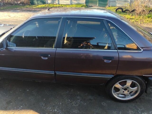 Красный Ауди 100, объемом двигателя 0 л и пробегом 275 тыс. км за 1200 $, фото 6 на Automoto.ua